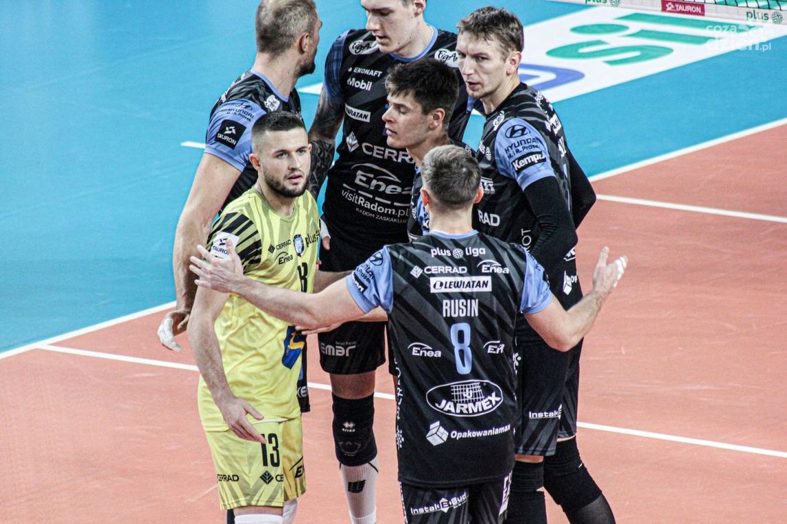 Tylko trzy sety u wicemistrza. Czarni przegrali z Jastrzębskim Węglem