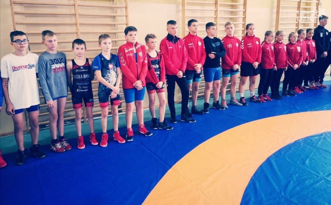 Tym razem siedem medali zapaśników Olimpijczyka Radom