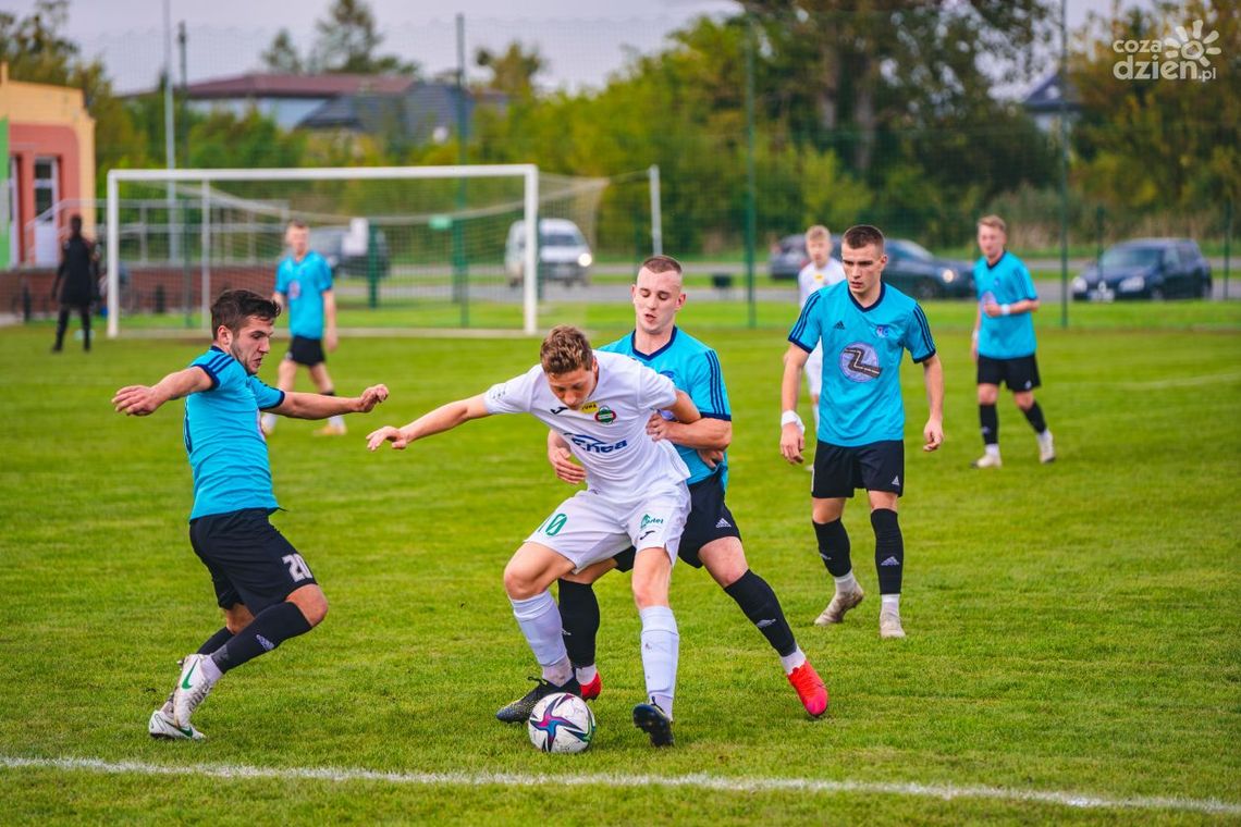 Tymex Liga Okręgowa: Drogowiec wygrywa z Powiślanką, Jodła blisko lidera