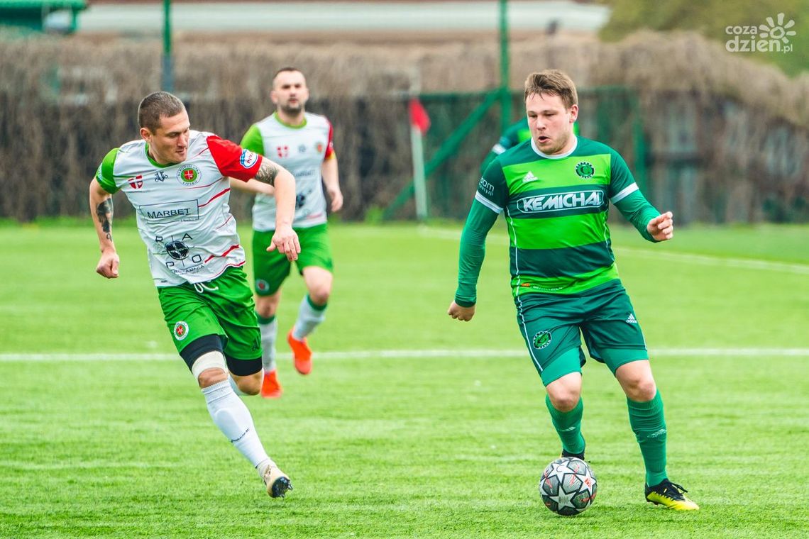Tymex Liga Okręgowa: Energia gra z Pilicą, Centrum jedzie do Kazanowa