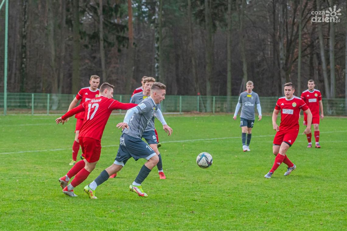 Tymex Liga Okręgowa: sensacja w Lipsku, cenny tryumf rezerw Radomiaka Tymex Liga Okręgowa: sensacja w Lipsku, cenny tryumf rezerw Radomiaka
