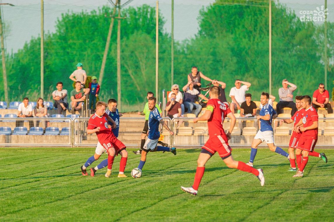 Tymex Liga Okręgowa: status quo w czubie tabeli Tymex Liga Okręgowa: status quo w czubie tabeli