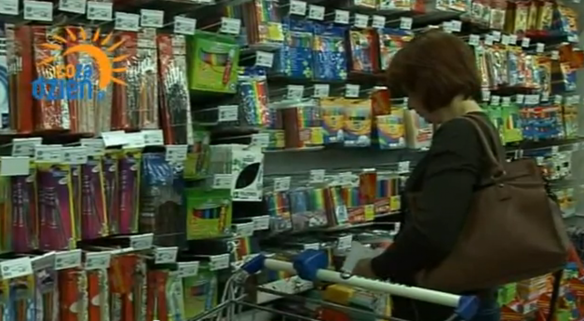 Tysiąc złotych za szkolną wyprawkę? REPORTAŻ