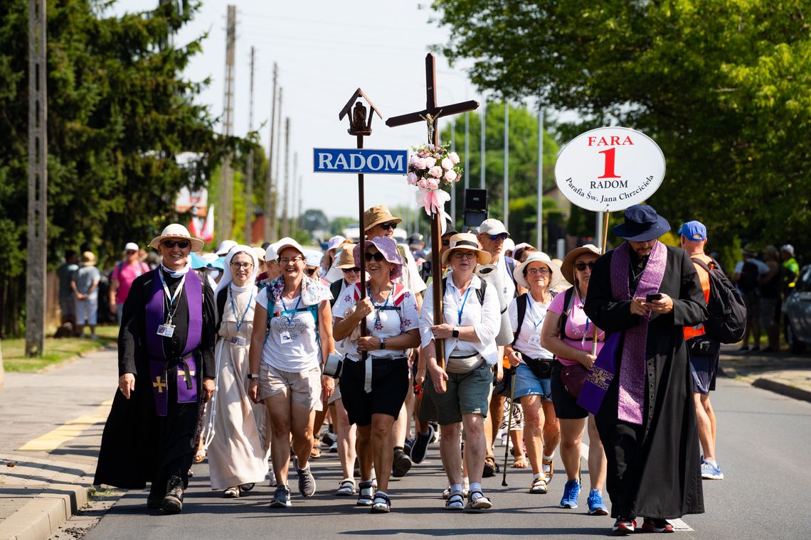 Tysiące wiernych z naszej diecezji wyruszyło właśnie na Jasną Górę!