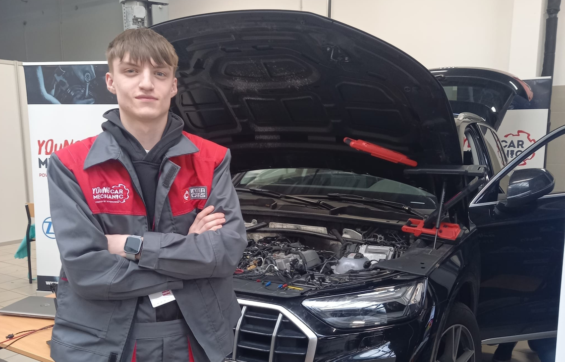 Uczeń radomskiej samochodówki wśród najlepszych młodych mechaników