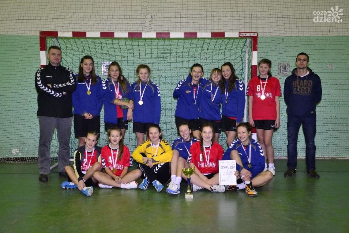 Uczennice PG 8 zdominowały Mistrzostwa Radomia w piłce ręcznej