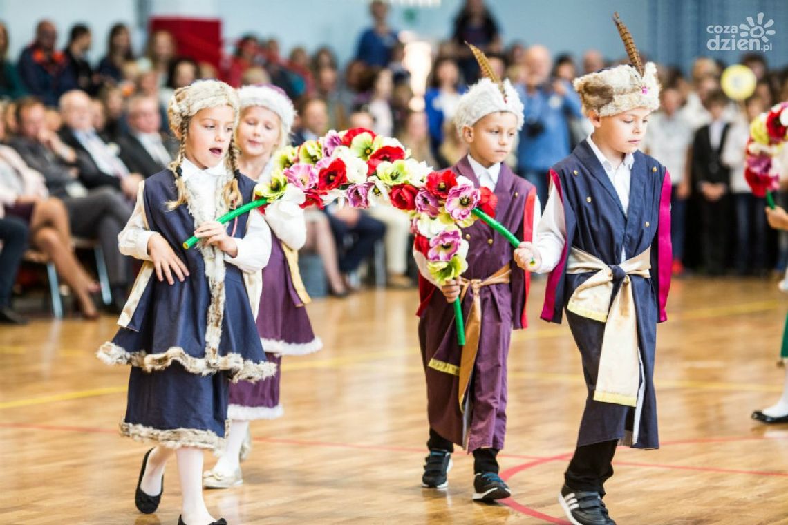 Uczniowie rozpoczęli nowy rok szkolny