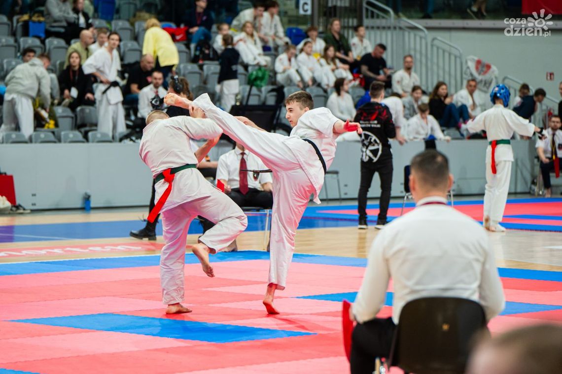 Udane mistrzostwa Polski karate w Radomiu. Ponad 500 zawodników na starcie Udane mistrzostwa Polski karate w Radomiu. Ponad 500 zawodników na starcie