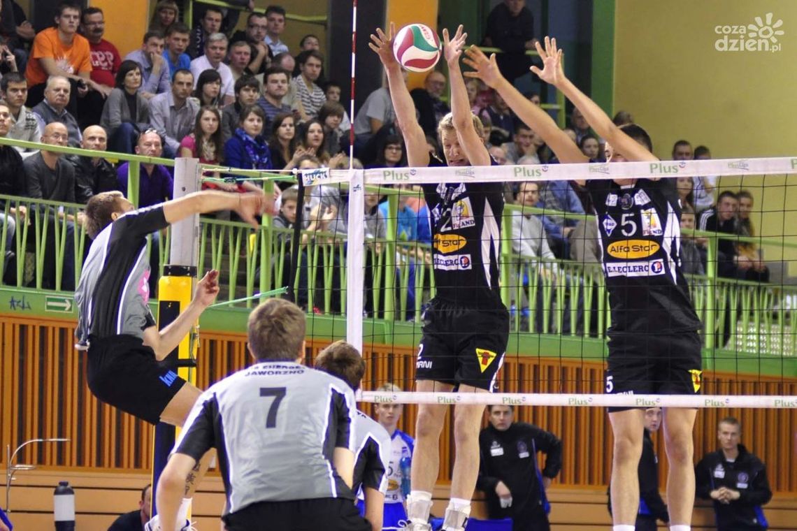 Udany debiut Czarnych Radom w hali MOSIR-u