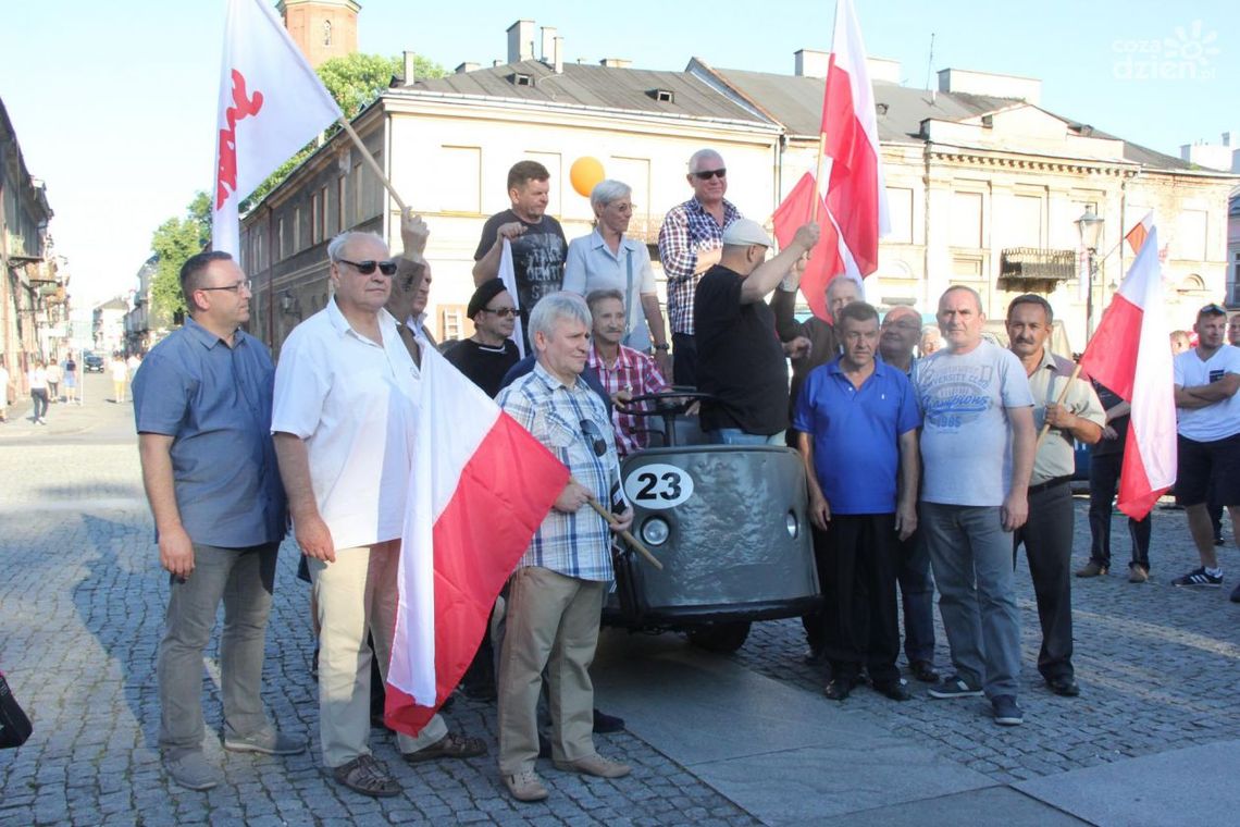 Udany piknik historyczny za nami Udany piknik historyczny za nami