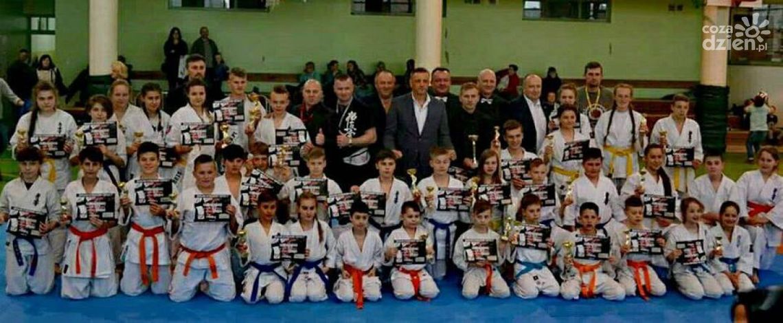 Udany rok Dragon Fight Club