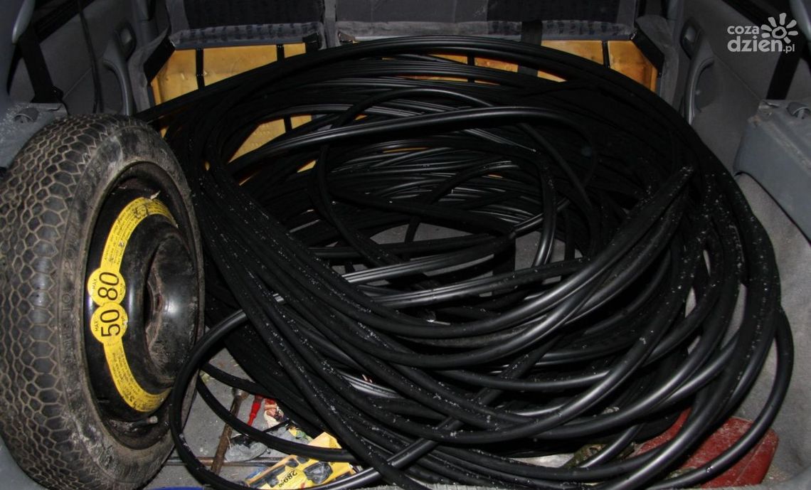 Ukradł przewody telekomunikacyjne Ukradł przewody telekomunikacyjne