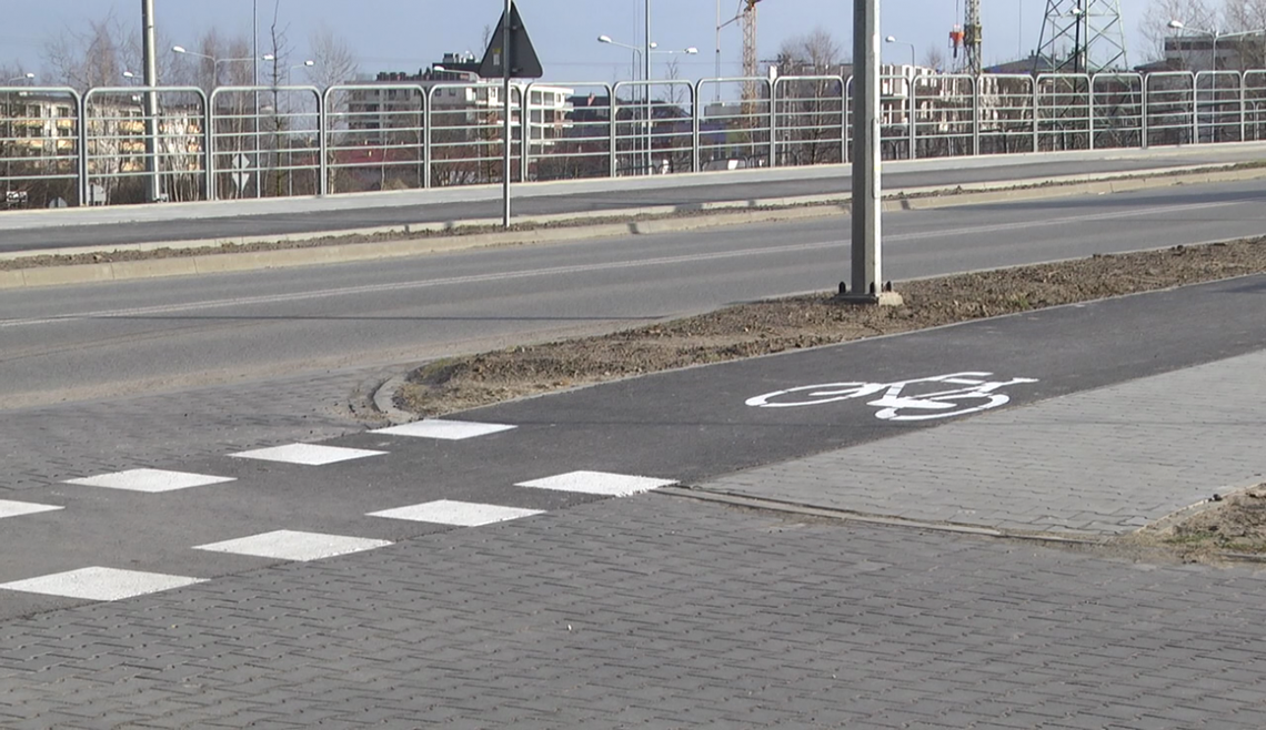 Ul. Wyścigowa ma ścieżkę rowerową Ul. Wyścigowa ma ścieżkę rowerową