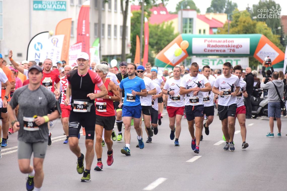 Ulewny Półmaraton Radomskiego Czerwca! Zobacz zdjęcia!