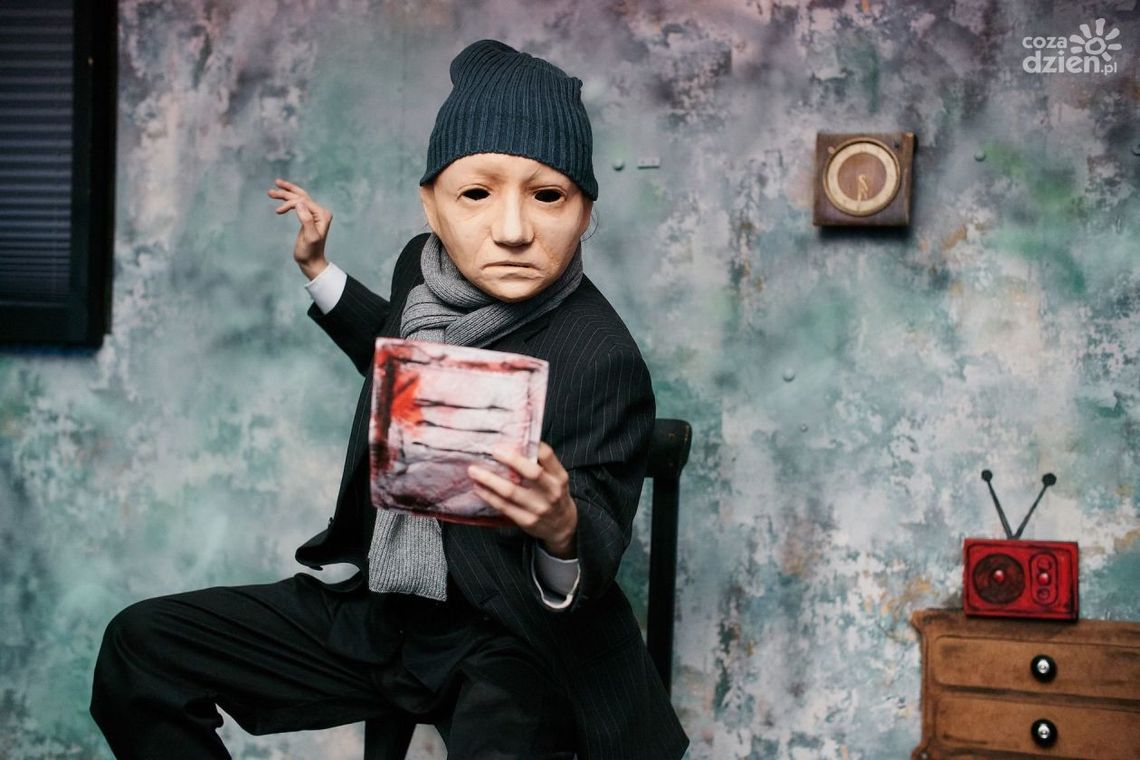 Ulica Teatralna. Pantonima "Piękne nic"