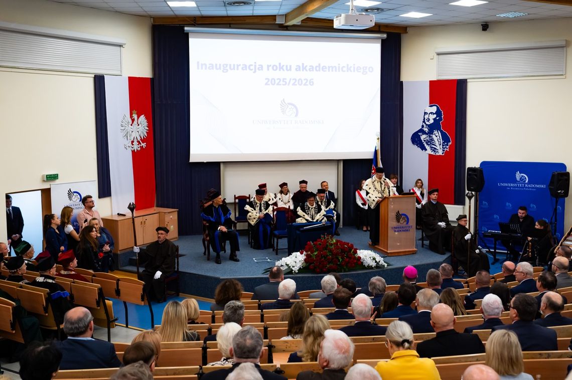 Uniwersytet Radomski zainaugurował rok akademicki. Doktor Honoris Causa dla prof. Mariana Goryni Uniwersytet Radomski zainaugurował rok akademicki. Doktor Honoris Causa dla prof. Mariana Goryni