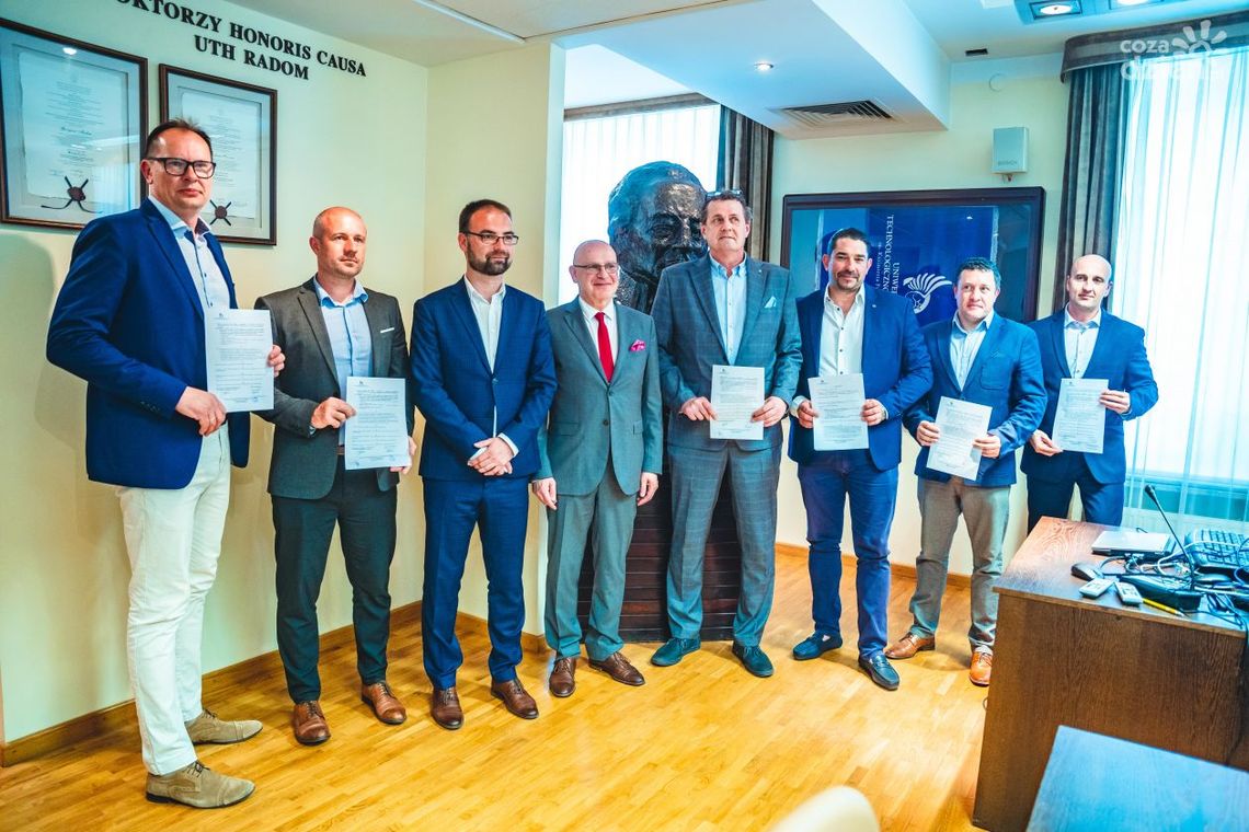 Uniwersytet Technologiczno-Humanistyczny podpisał porozumienie z radomskimi klubami
