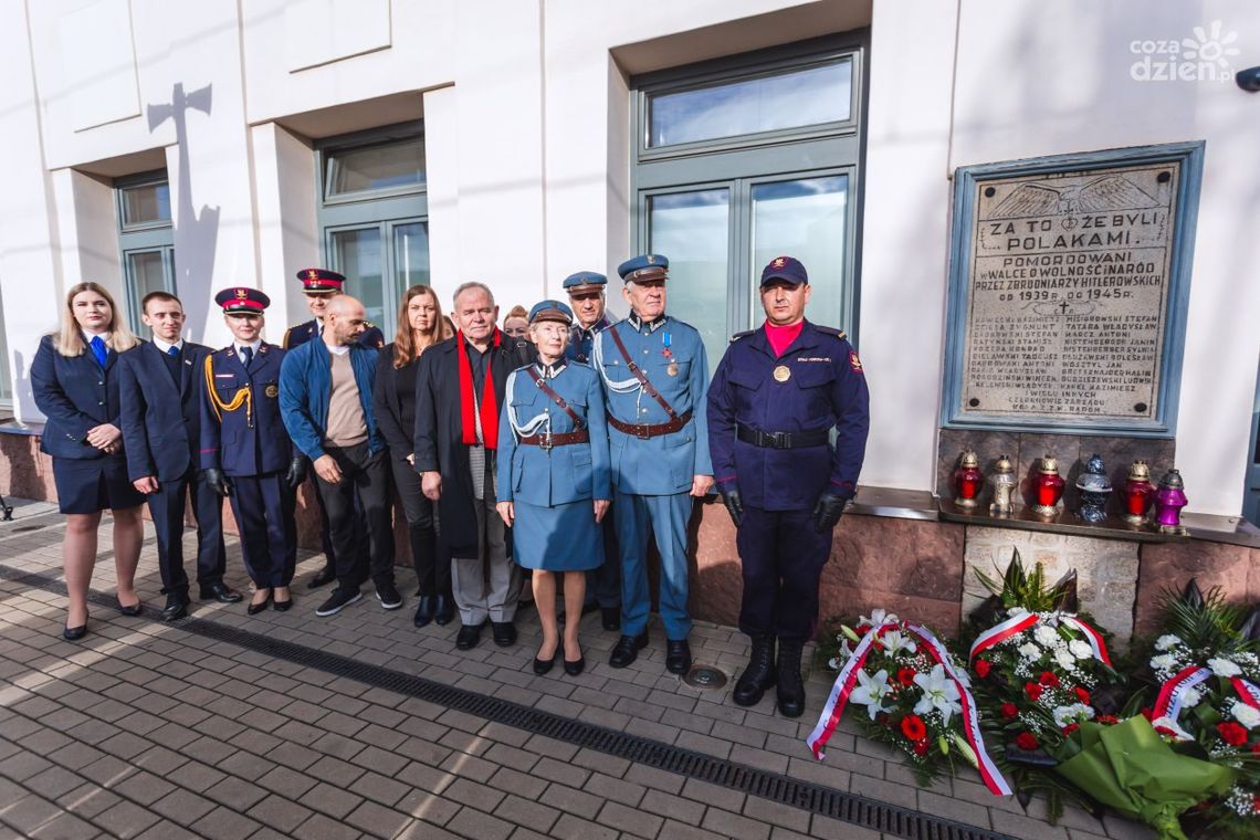 Upamiętnili zamordowanych kolejarzy