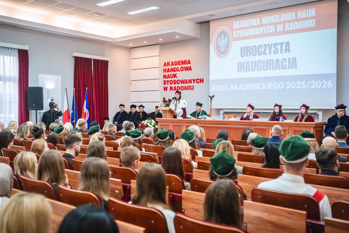Uroczysta inauguracja roku akademickiego 2025/2026 w Akademii Handlowej Nauk Stosowanych w Radomiu