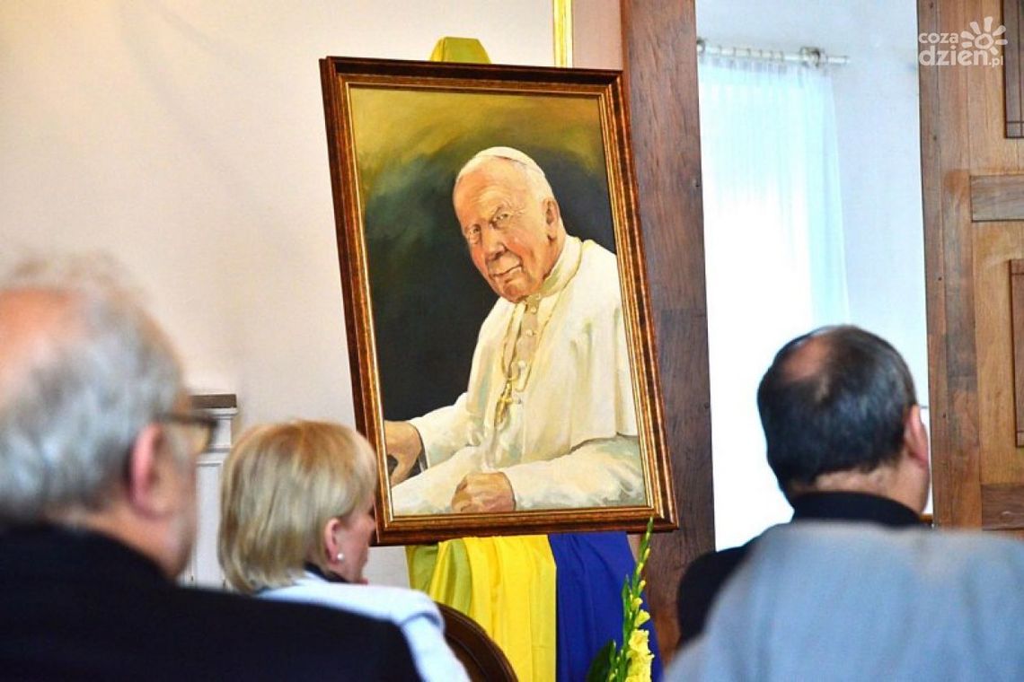 Uroczysta papieska sesja Rady Miejskiej Uroczysta papieska sesja Rady Miejskiej