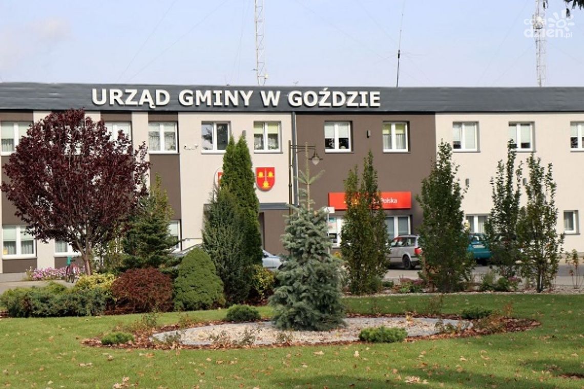 Urząd Gminy w Goździe ma nowe otoczenie