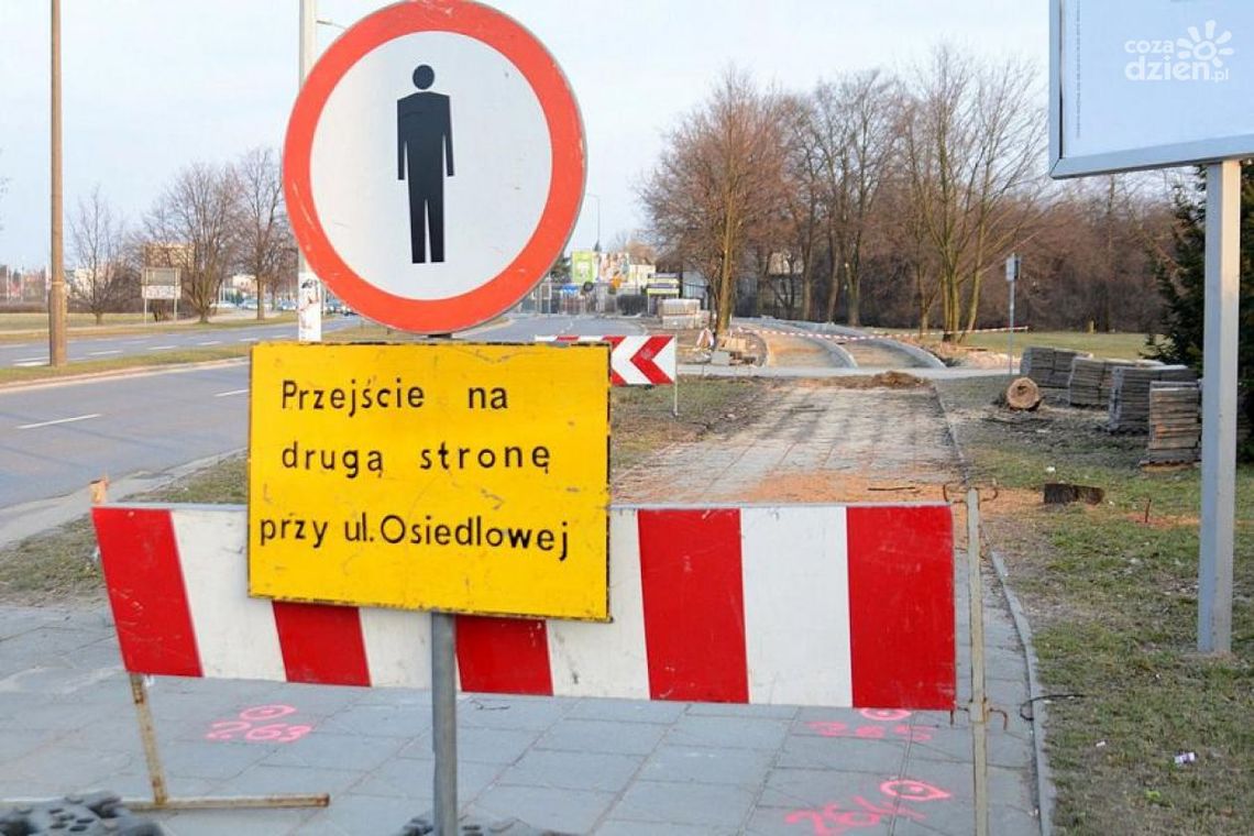 Ustronie. Remont chodnika i przebudowa świateł