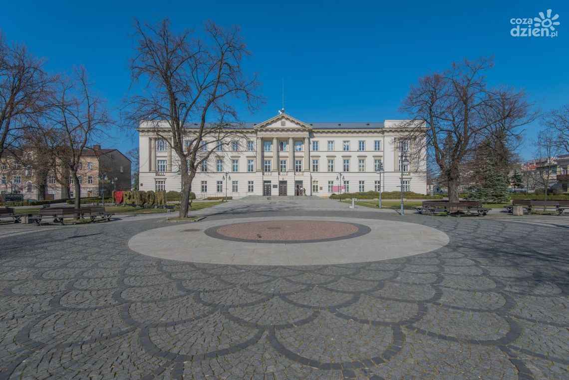Utrudnienia w związku z obchodami Święta Wojska Polskiego