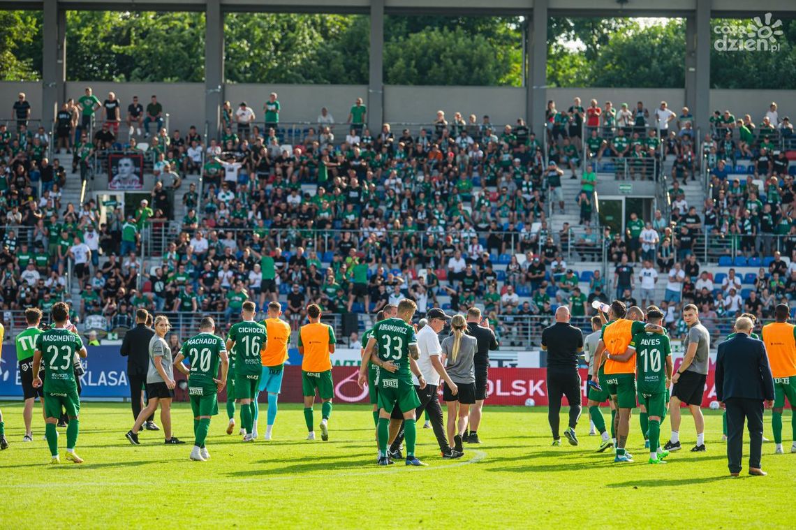 Utrzymanie już mają więc powalczą o premie. Radomiak podejmie Widzew
