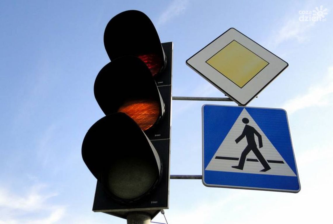 Uwaga! Awaria świateł na Młodzianowie. Jest niebezpiecznie! Uwaga! Awaria świateł na Młodzianowie. Jest niebezpiecznie!