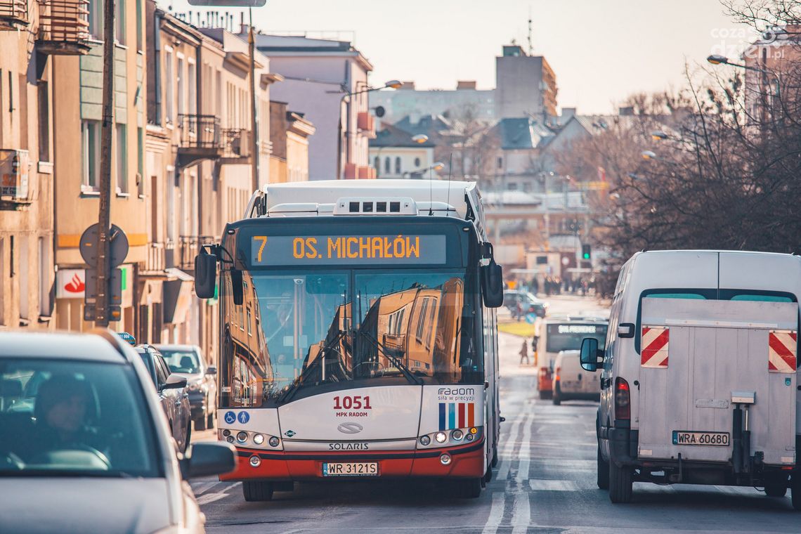 Uwaga kierowcy i pasażerowie będą utrudnienia na drogach! Uwaga kierowcy i pasażerowie będą utrudnienia na drogach!