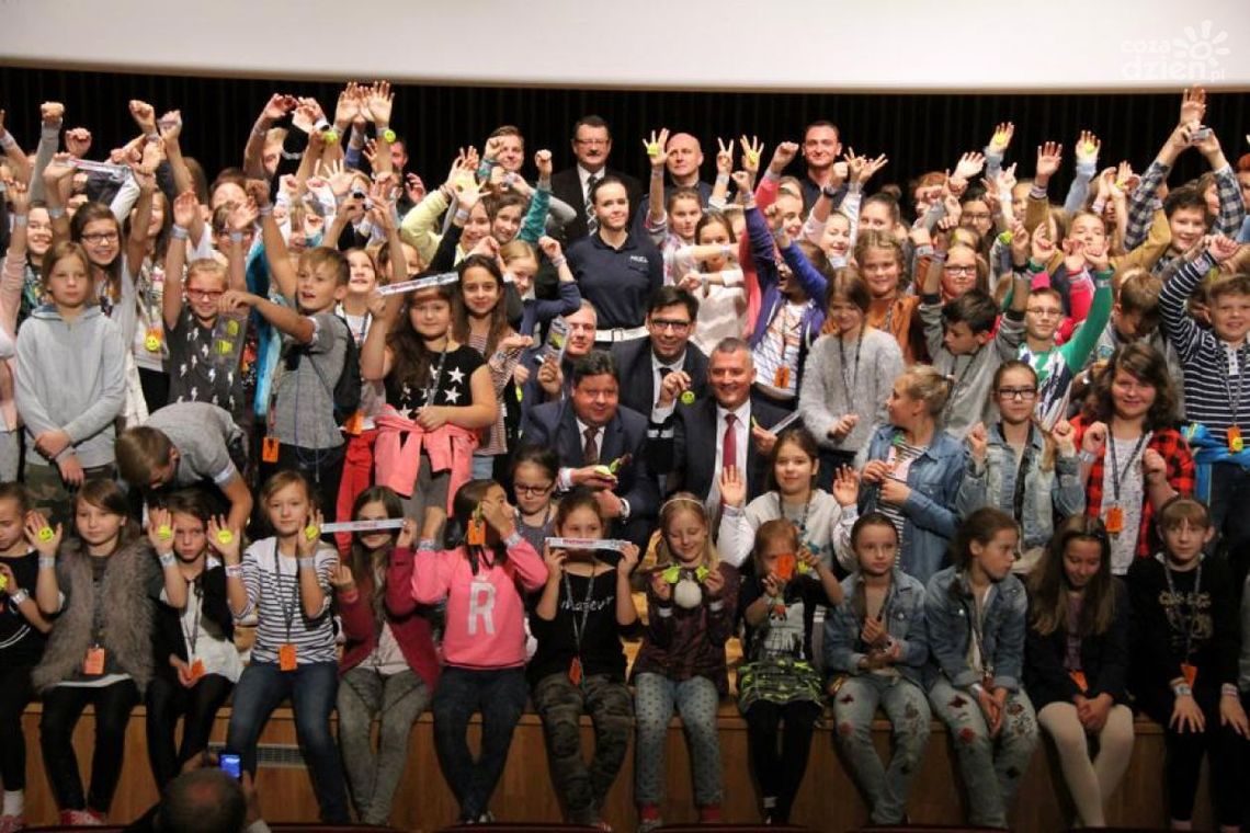 Uwaga! Konieczne odblaski!