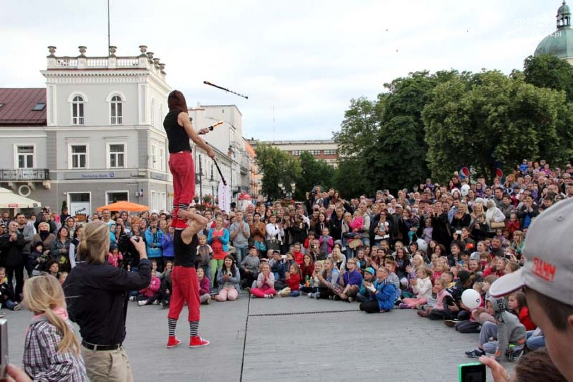 V edycja Międzynarodowego Festiwalu Artystów Ulicznych i Precyzji