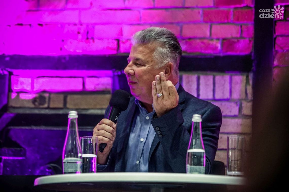 W „Elektrowni” odbyło się spotkanie z Emilianem Kamińskim