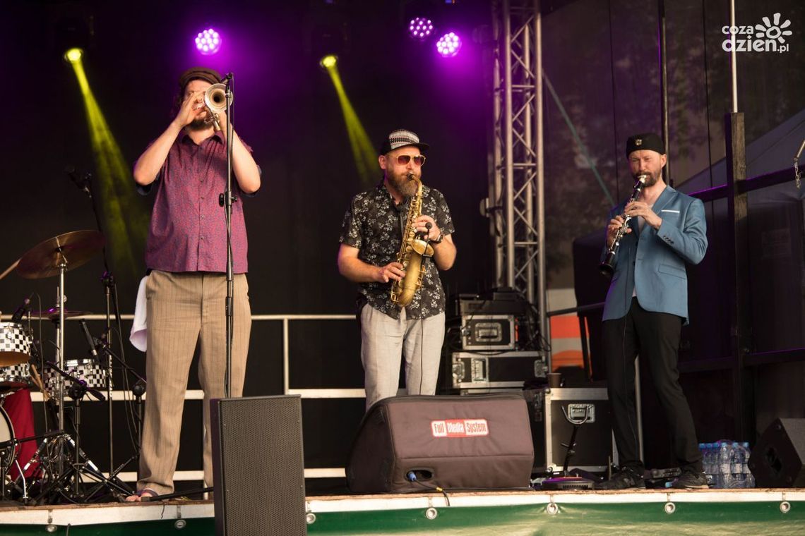 W kręgu baśni i legend. Piknik na Gołębiowie