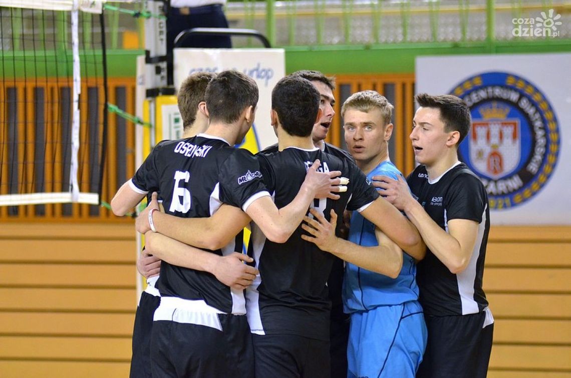 W Młodej Lidze Czarni lepsi od AZS Olsztyn W Młodej Lidze Czarni lepsi od AZS Olsztyn