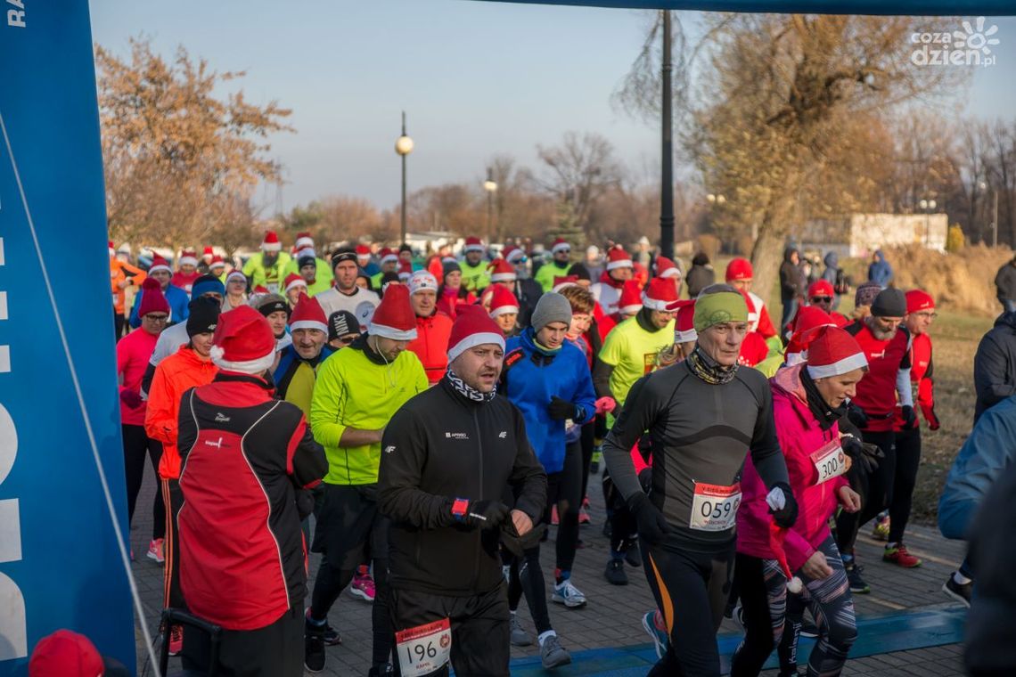 W niedzielę Mikołajkowy Bieg Przyjaźni w Dzierzkówku Starym W niedzielę Mikołajkowy Bieg Przyjaźni w Dzierzkówku Starym