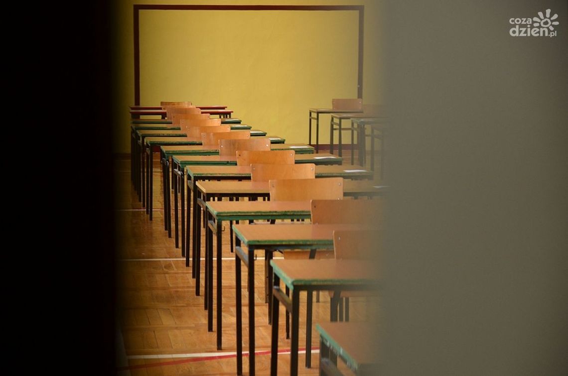 W oświacie dużych redukcji etatów nie będzie