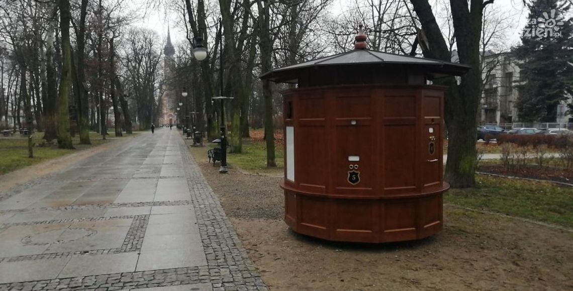 W parku im. Kościuszki stanął fotoplastikon