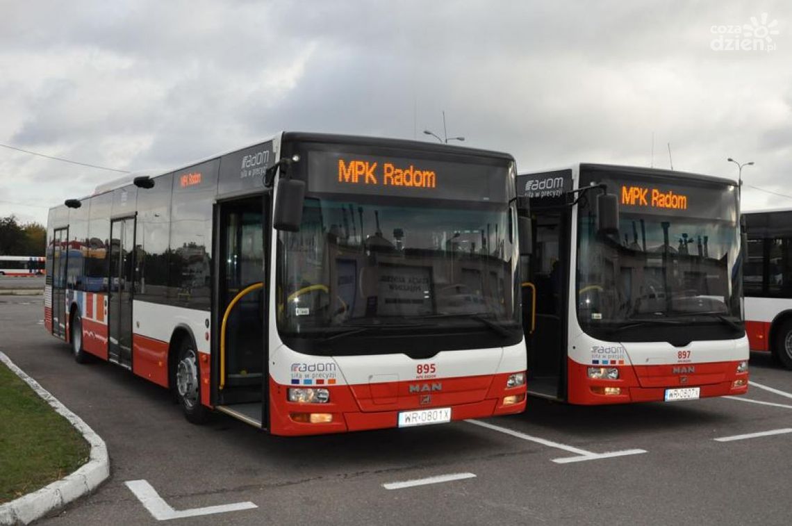 W piątek autobusy będą jeździć jak w sobotę W piątek autobusy będą jeździć jak w sobotę