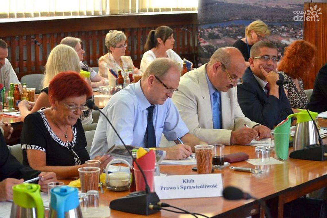 W powiecie też nie ma kto chodzić do szkół W powiecie też nie ma kto chodzić do szkół