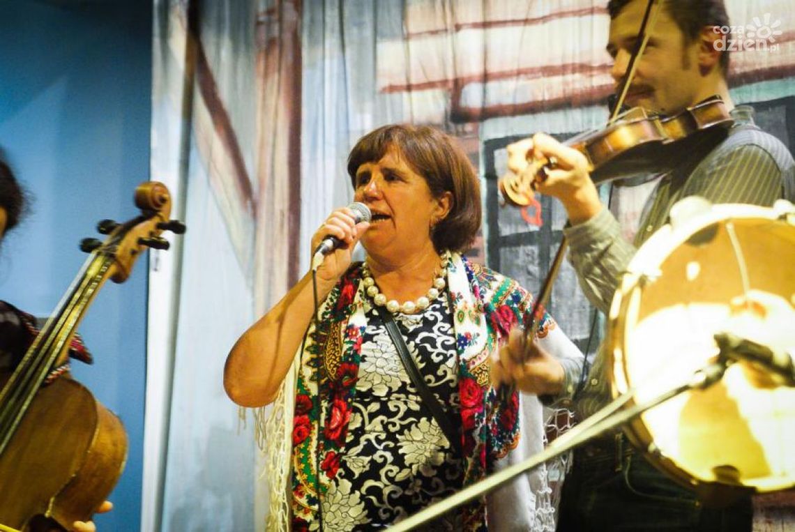 W rytmach oberków i mazurków