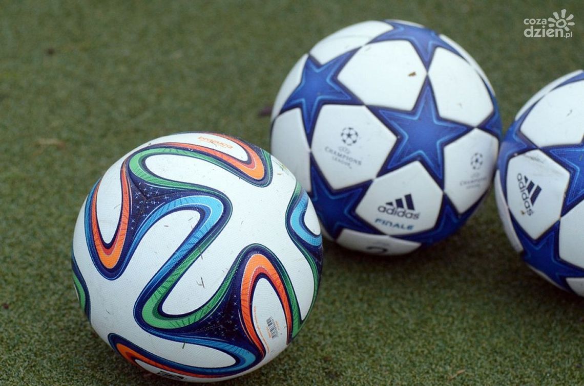 W sobotę gra III liga! Legia II - Radomiak; Broń - Świt