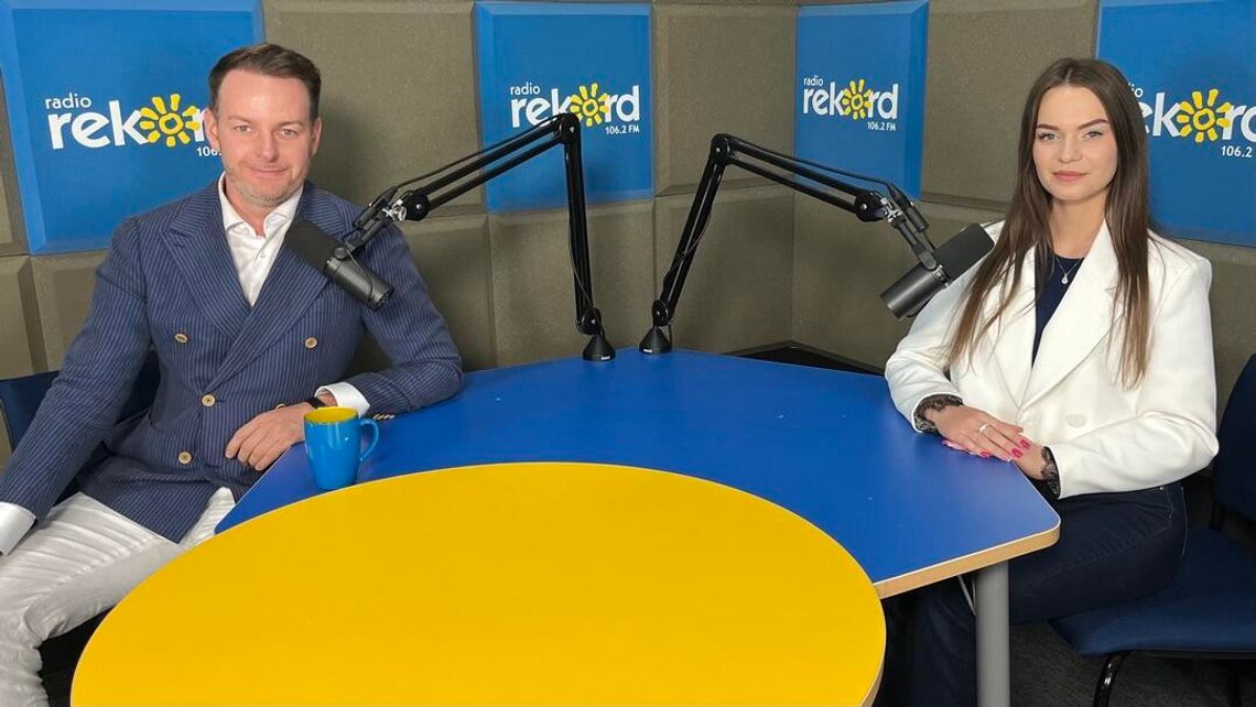 ,,W świecie iluzji możemy nagiąć prawa fizyki, a one dla widza oddadzą sam efekt magii'' ,,W świecie iluzji możemy nagiąć prawa fizyki, a one dla widza oddadzą sam efekt magii''