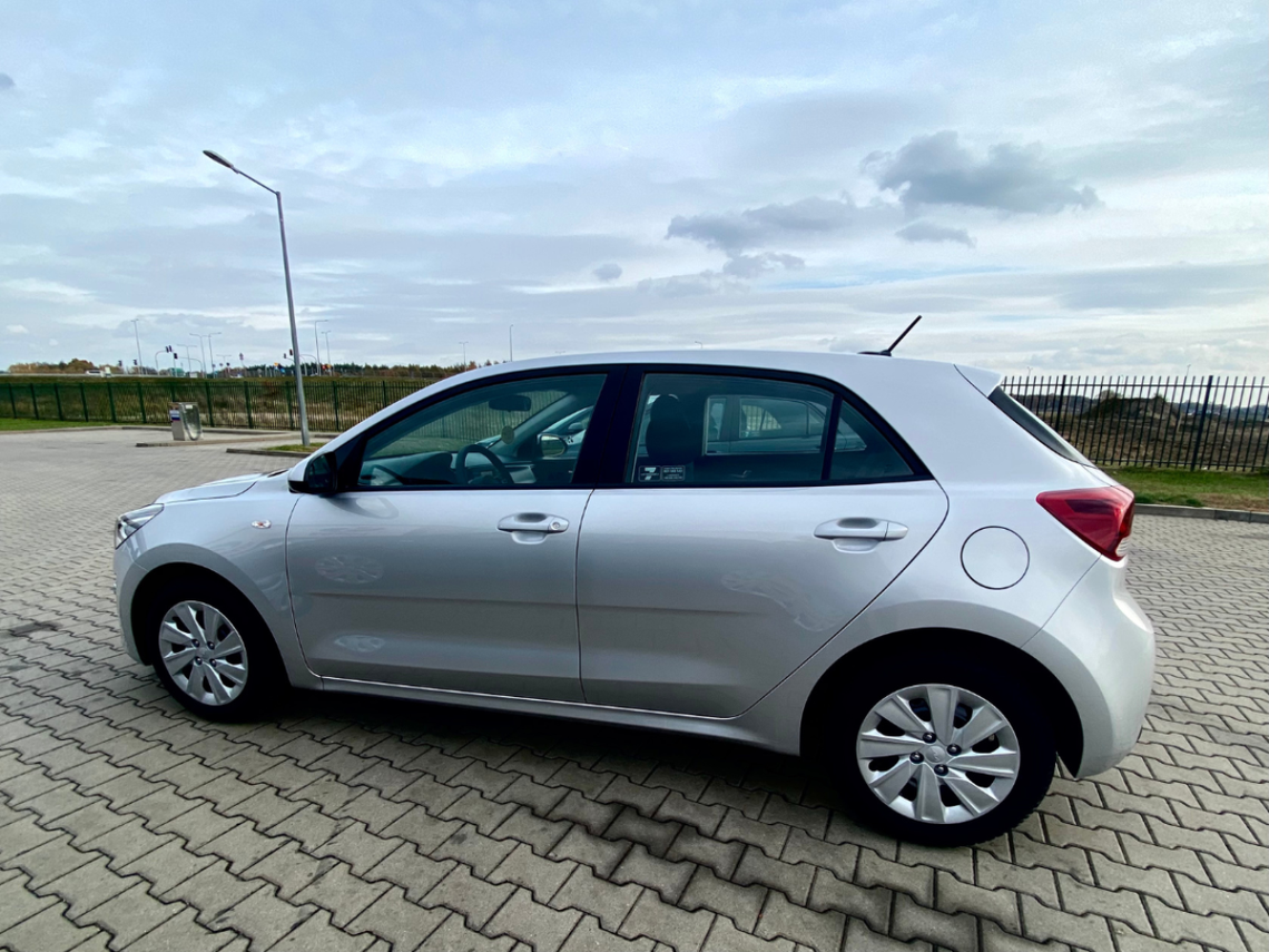 Wady i zalety długoterminowego wynajmu auta Wady i zalety długoterminowego wynajmu auta