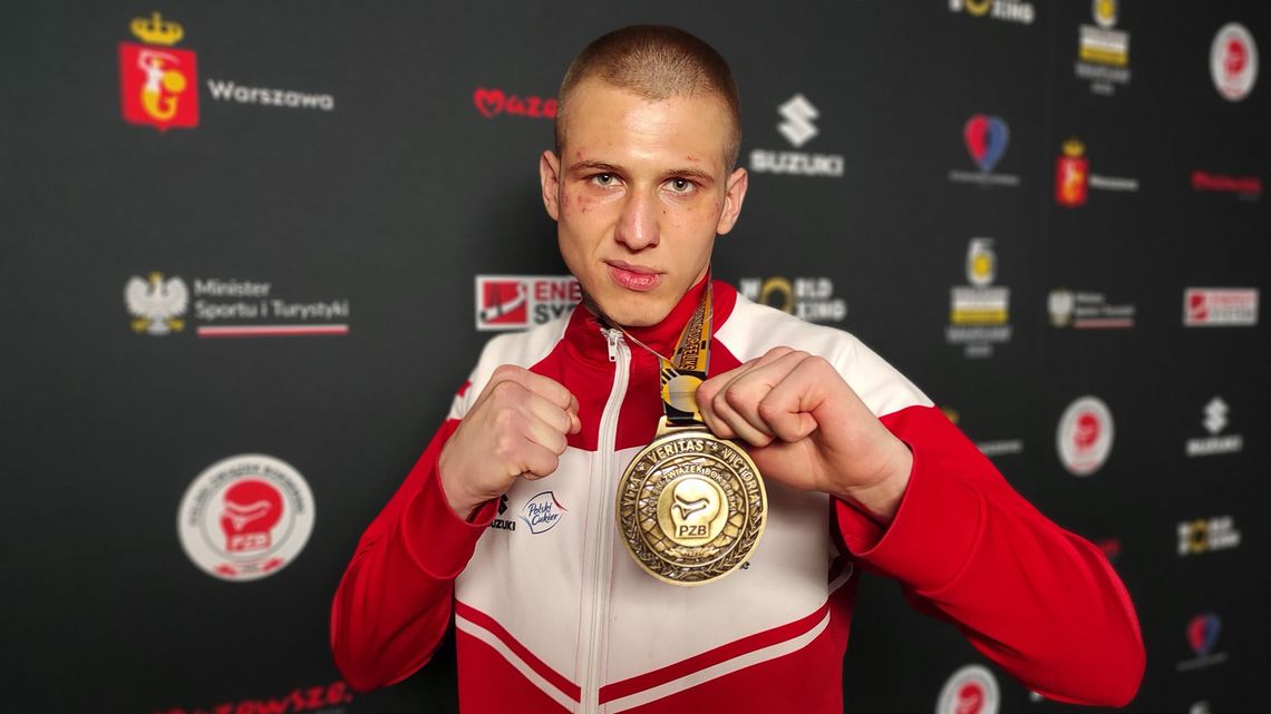 Walczyli w ringu i pomogli radomskiemu bokserowi. Turniej Warsaw Boxing Cup dostarczył wielu emocji Cezary Znamiec