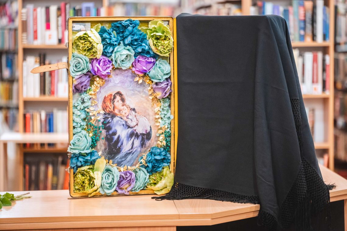 Walizki pełne niespodzianek. Radomska Wiosna Literacka wciąż zaskakuje