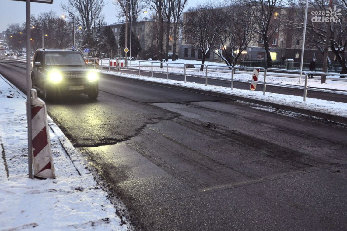 Warszawska wciąż nie gotowa! Miasto nalicza kary wykonawcy Warszawska wciąż nie gotowa! Miasto nalicza kary wykonawcy