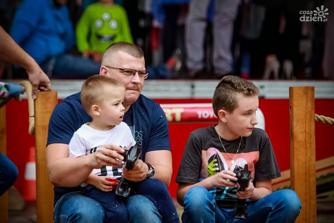 Warsztaty kulinarne i pojazdy zdalnie sterowane w Fosie pełnej kultury