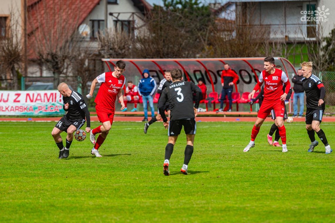 Ważne wyjazdowe zwycięstwo Pilicy Białobrzegi. Dwa trafienia Konrada Paterka Ważne wyjazdowe zwycięstwo Pilicy Białobrzegi. Dwa trafienia Konrada Paterka