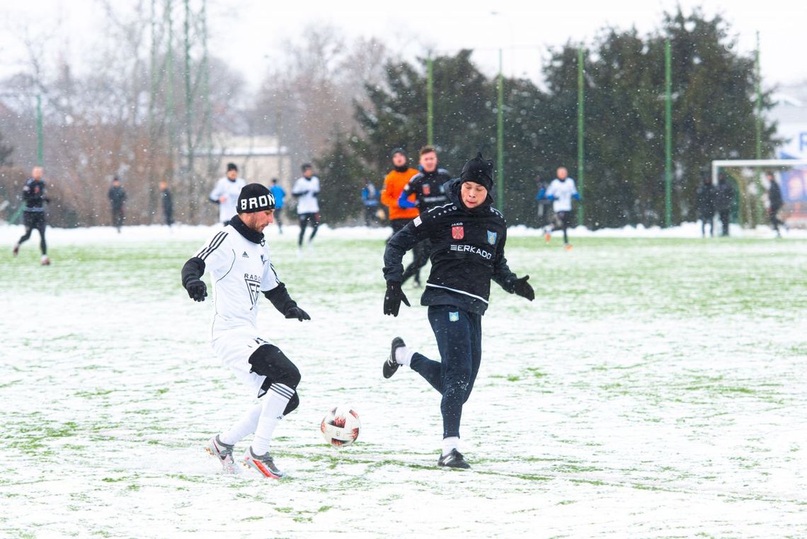 Weekend, a więc kolejne sparingi ligowców